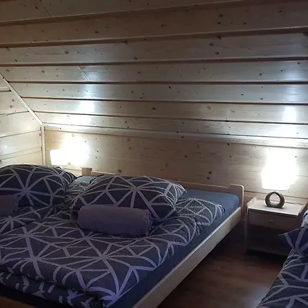 Farm stay Domek Pod Praszywka